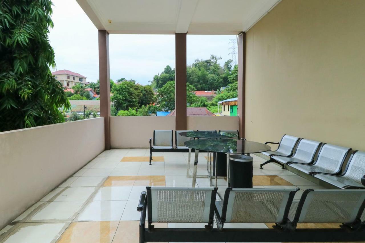 Riviera Residence Balikpapan  Exteriör bild