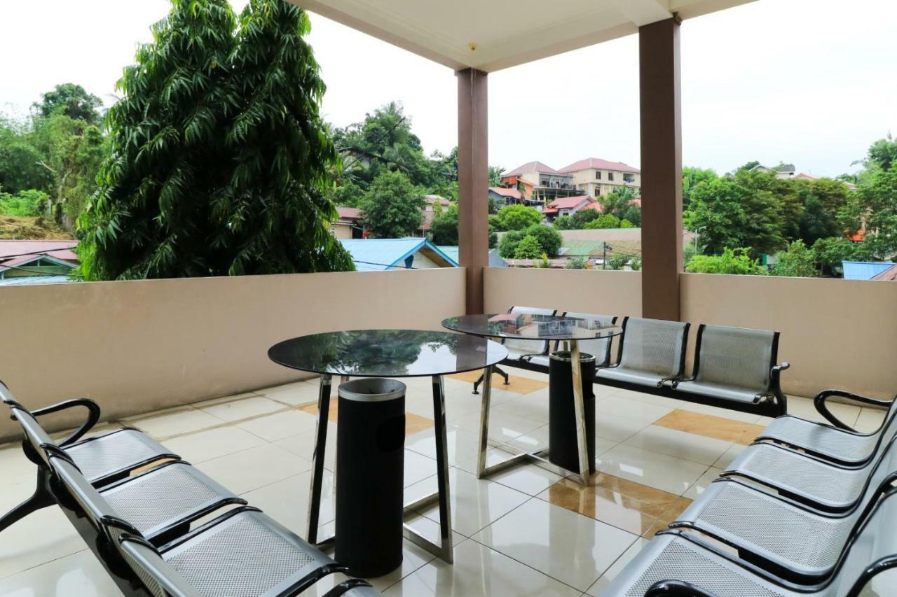 Riviera Residence Balikpapan  Exteriör bild
